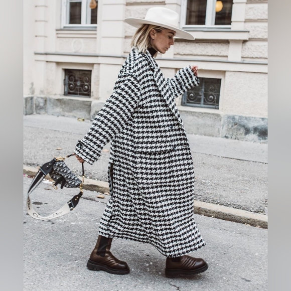 ZARA Black & White Jersey Knit Coat - Picture 16 of 16